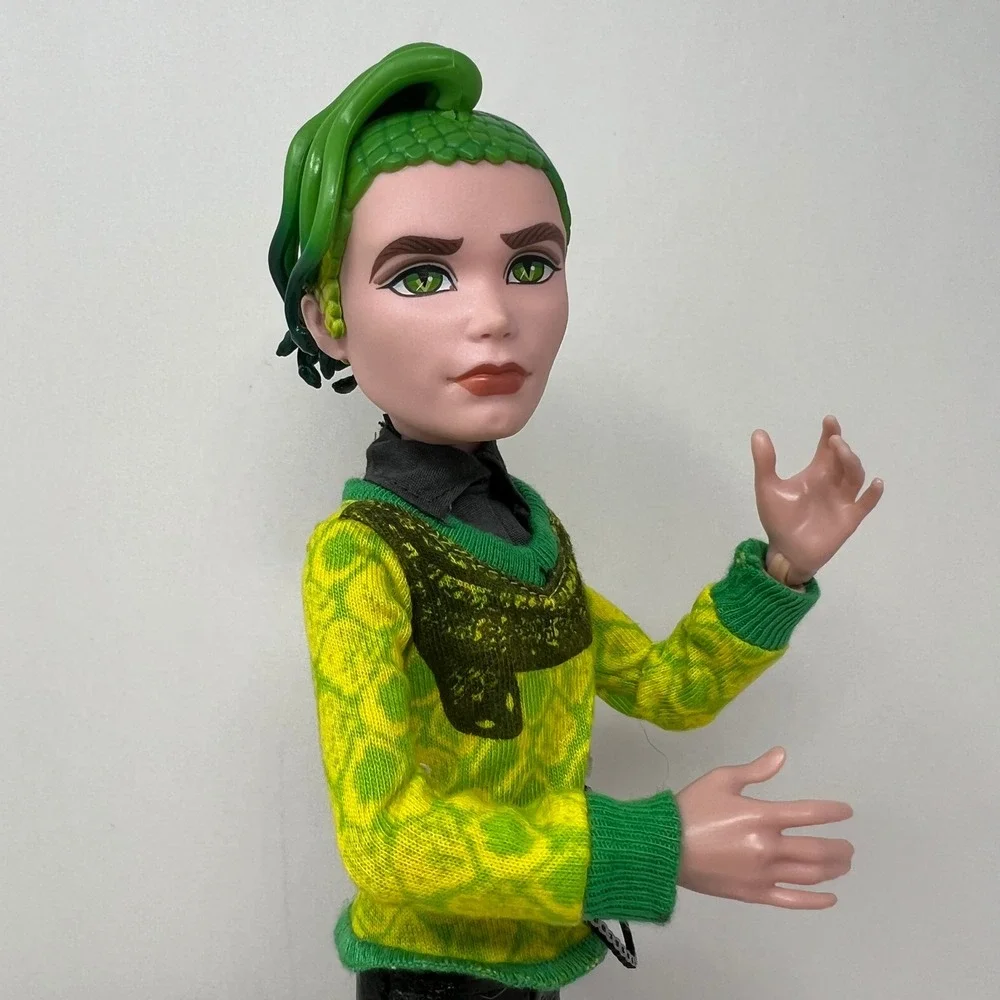 Monster High Deuce Gorgon Boo York Doll 11 Inch Green Hair Boy Figure 2008